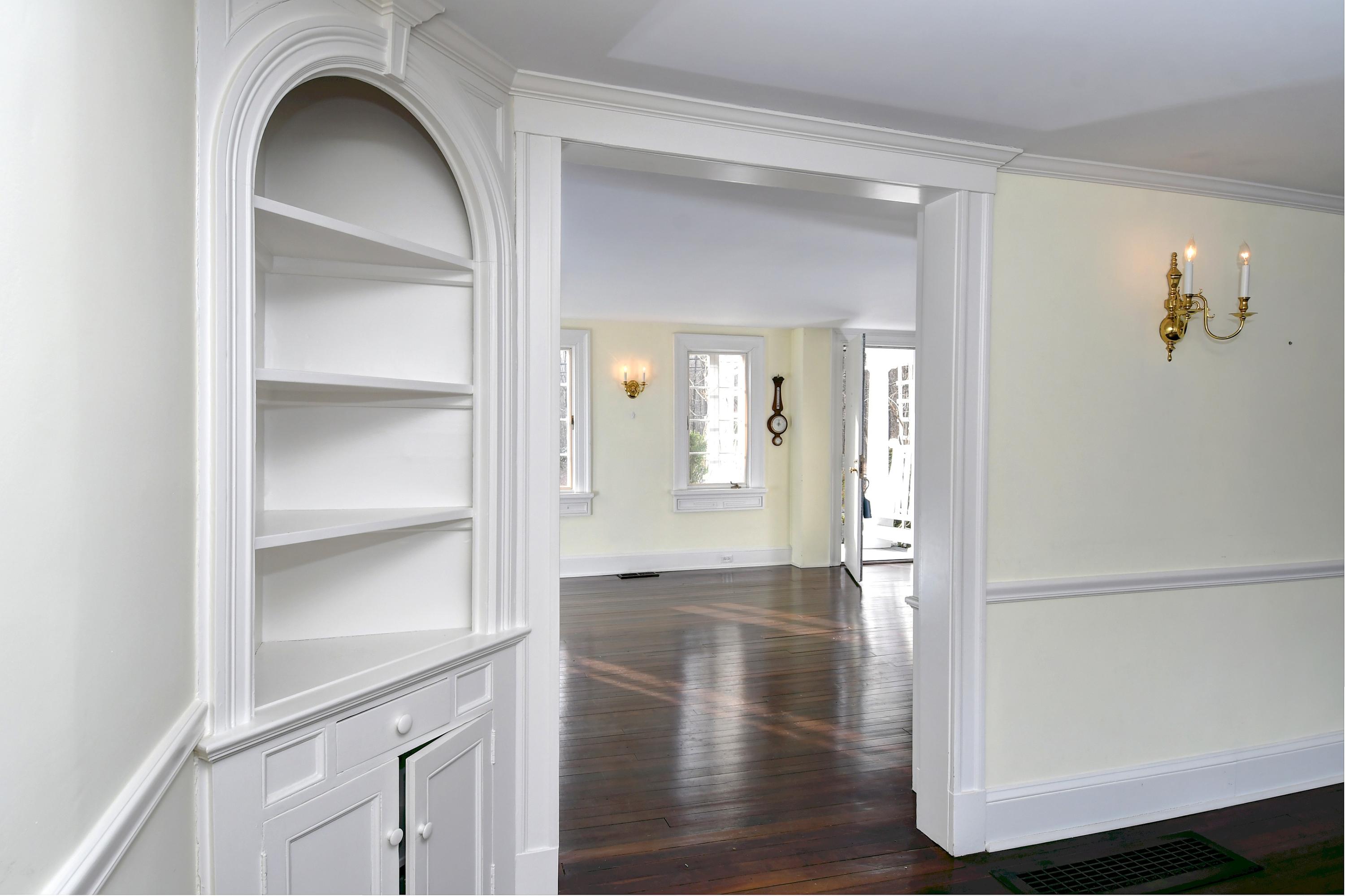 431 Greenley Road New Canaan, CT 06840 - Photo 13 of 25 Dining Room Built Ins