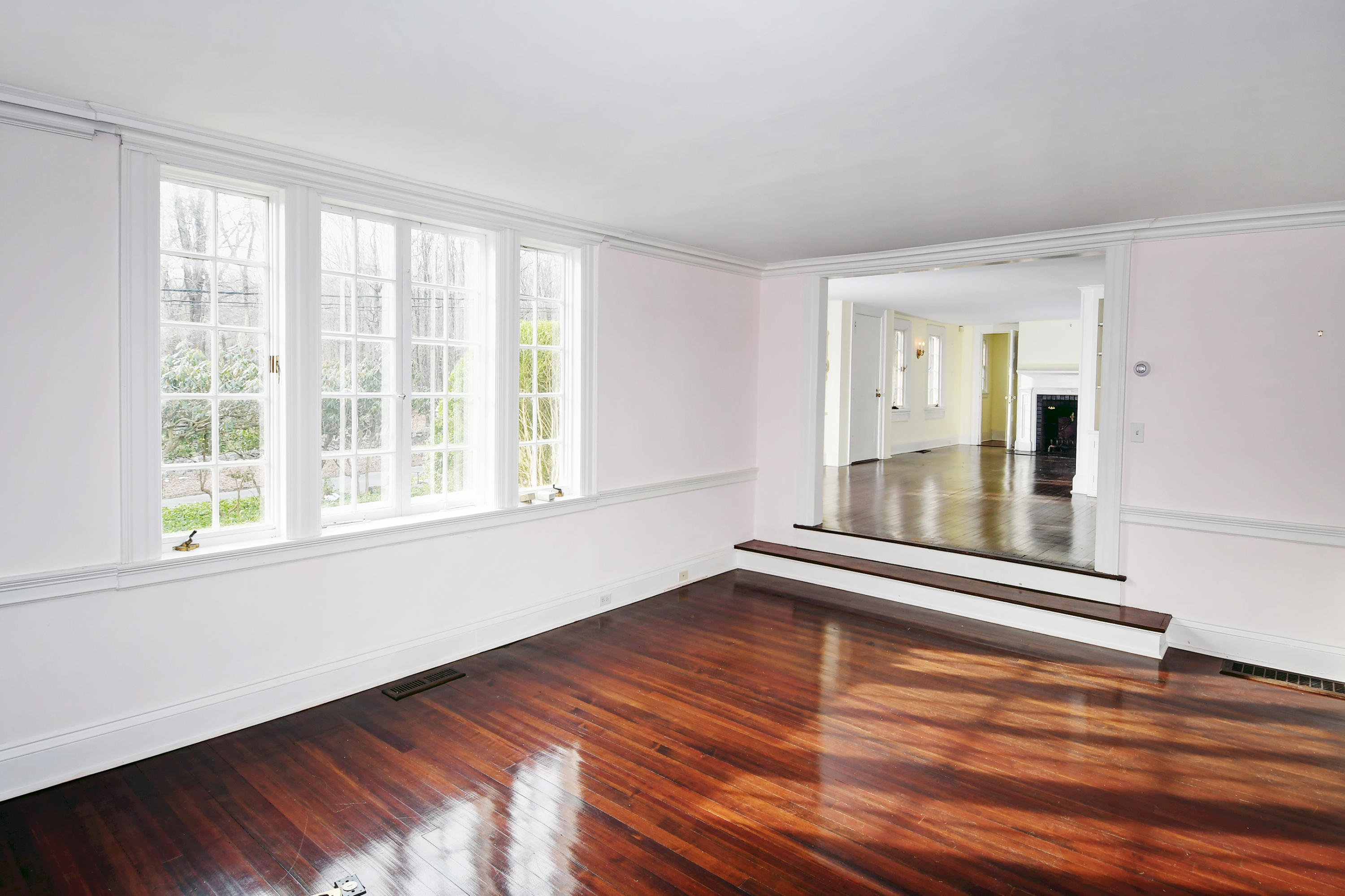 431 Greenley Road New Canaan, CT 06840 - Photo 17 of 25 Living Room