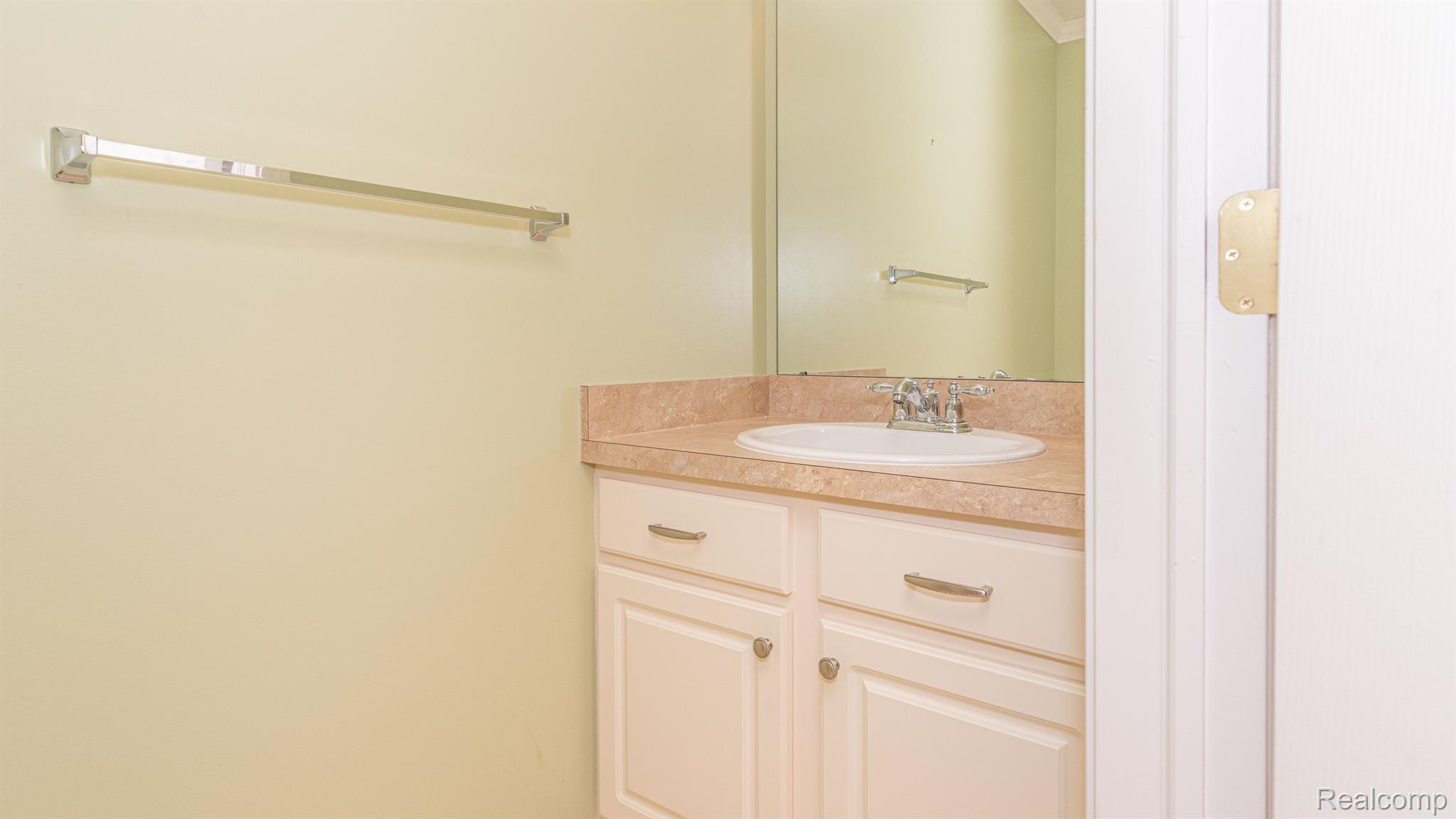 49105 Hawksburry Road, Unit 31 Canton, MI 48188 - Photo 25 of 56 Gallery Image 25