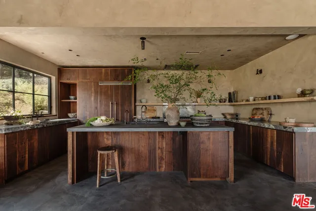 $3,995,000 | 225 Powderhorn Ranch Road, Topanga, CA 90290