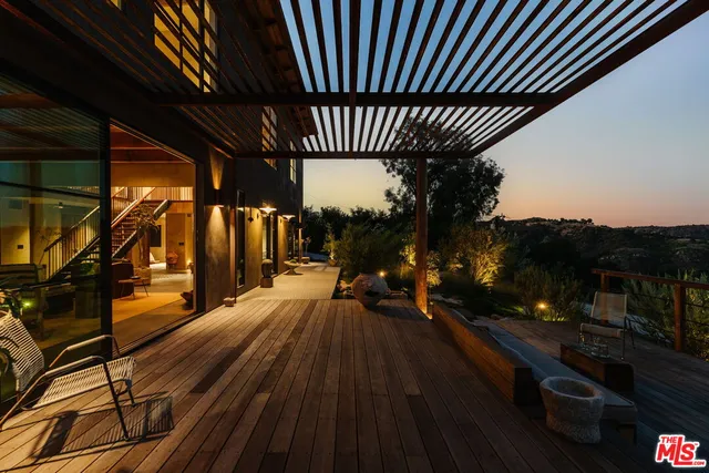 $3,995,000 | 225 Powderhorn Ranch Road, Topanga, CA 90290