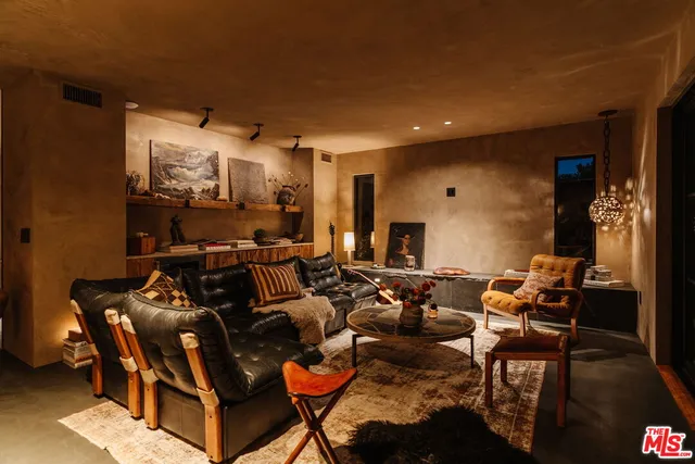 $3,995,000 | 225 Powderhorn Ranch Road, Topanga, CA 90290