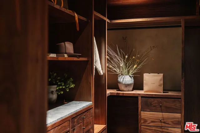 $3,995,000 | 225 Powderhorn Ranch Road, Topanga, CA 90290