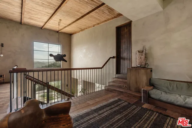 $3,995,000 | 225 Powderhorn Ranch Road, Topanga, CA 90290