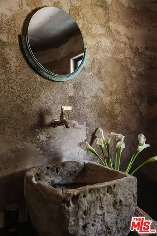 $3,995,000 | 225 Powderhorn Ranch Road, Topanga, CA 90290