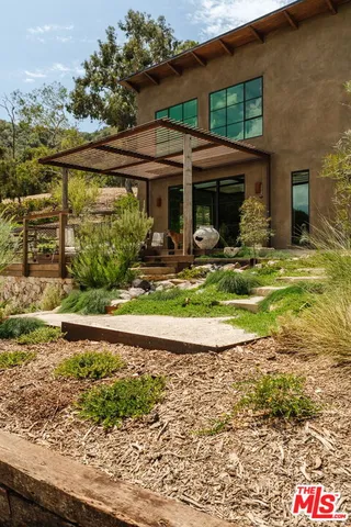 $3,995,000 | 225 Powderhorn Ranch Road, Topanga, CA 90290