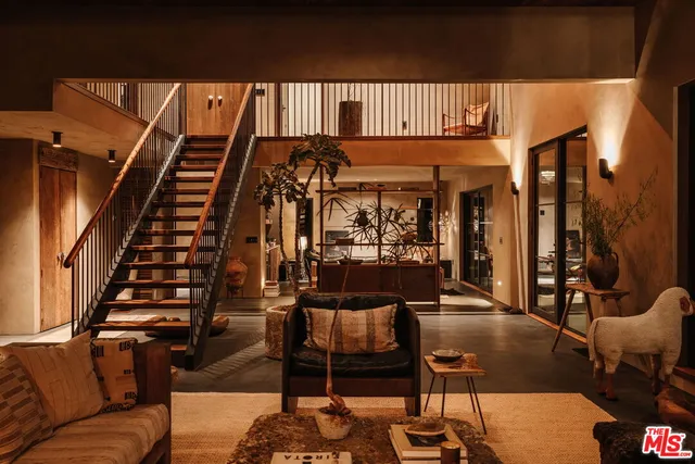 $3,995,000 | 225 Powderhorn Ranch Road, Topanga, CA 90290