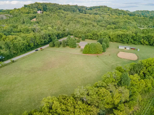 $810,000 | 4862 Toll Dugger Road, Culleoka, TN 38451