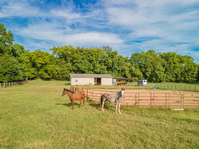 $810,000 | 4862 Toll Dugger Road, Culleoka, TN 38451