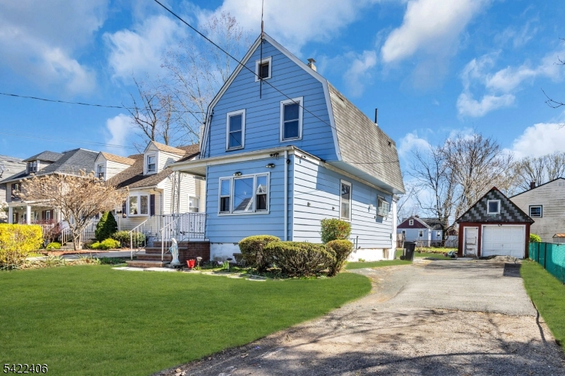 75 Laramie Road Plainfield, NJ 07060 - Photo 2 of 11