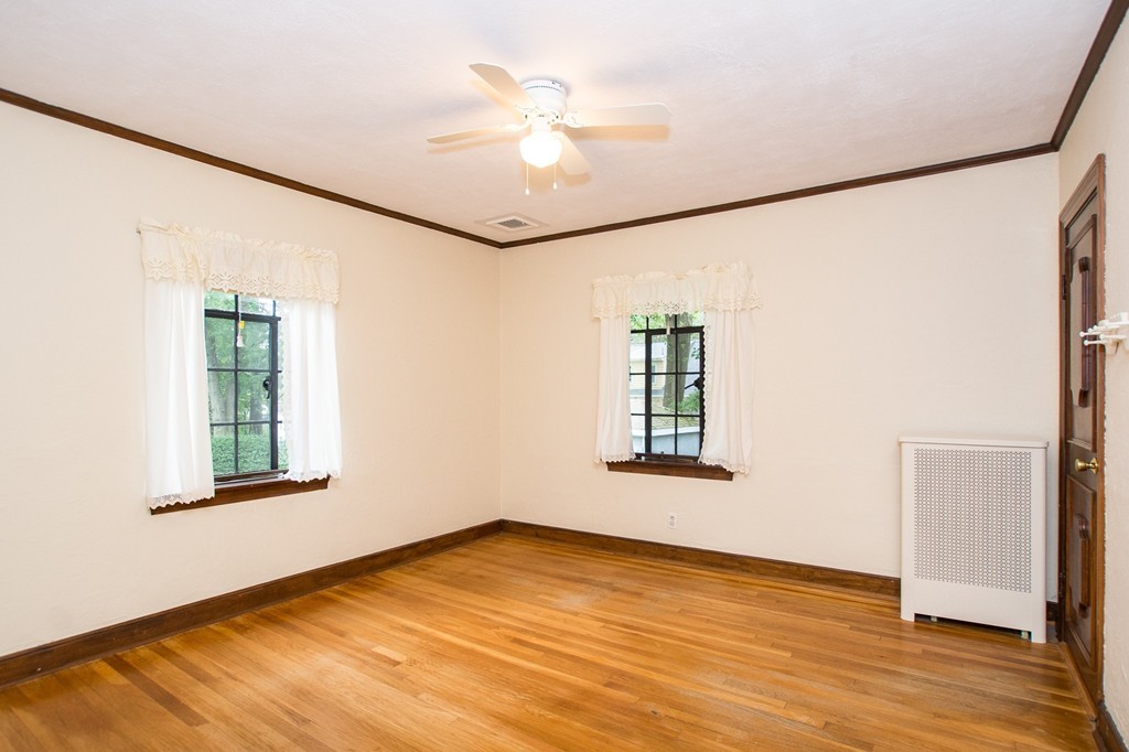 32 Wetherbee Road Waltham, MA 02453 - Photo 17 of 28 Gallery Image 17
