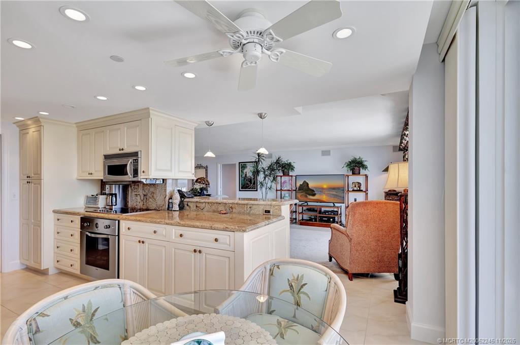 500 Ocean Drive, Unit W11 North Palm Beach, FL 33408 - Photo 19 of 77