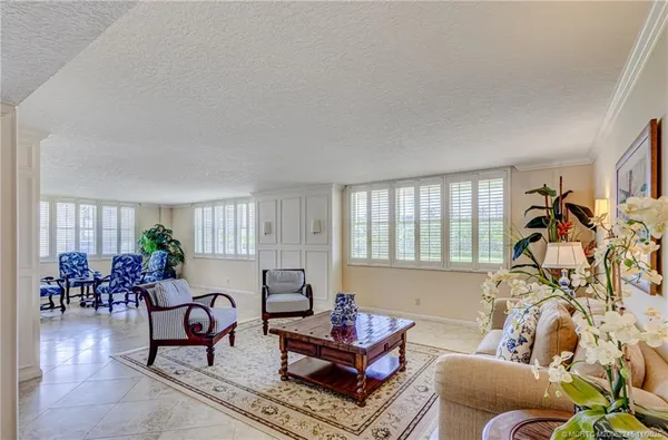 $9,000 | 500 Ocean Drive, Unit W11, North Palm Beach, FL 33408