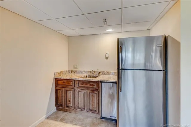 $9,000 | 500 Ocean Drive, Unit W11, North Palm Beach, FL 33408