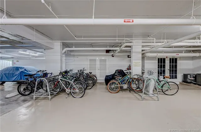 $9,000 | 500 Ocean Drive, Unit W11, North Palm Beach, FL 33408