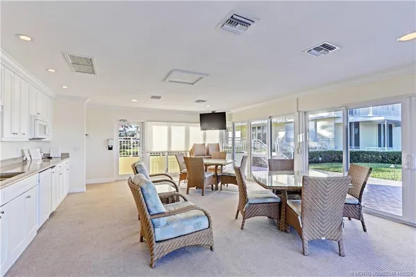 $9,000 | 500 Ocean Drive, Unit W11, North Palm Beach, FL 33408