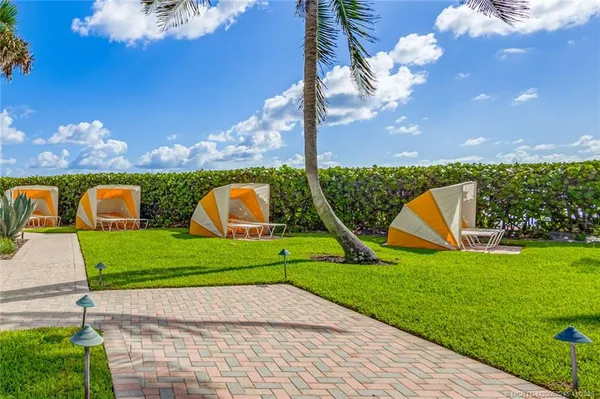 $9,000 | 500 Ocean Drive, Unit W11, North Palm Beach, FL 33408