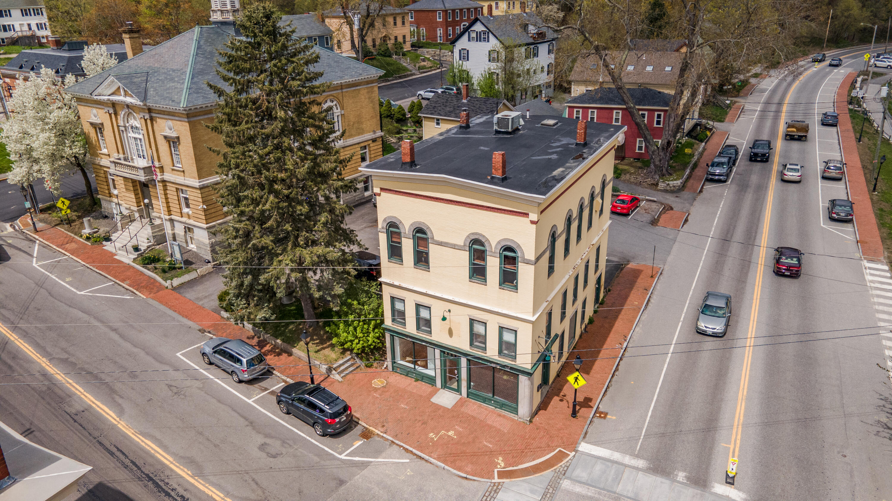 89 Water Street, Unit 2 Hallowell, ME 04347 - Photo 10 of 30 Exterior13