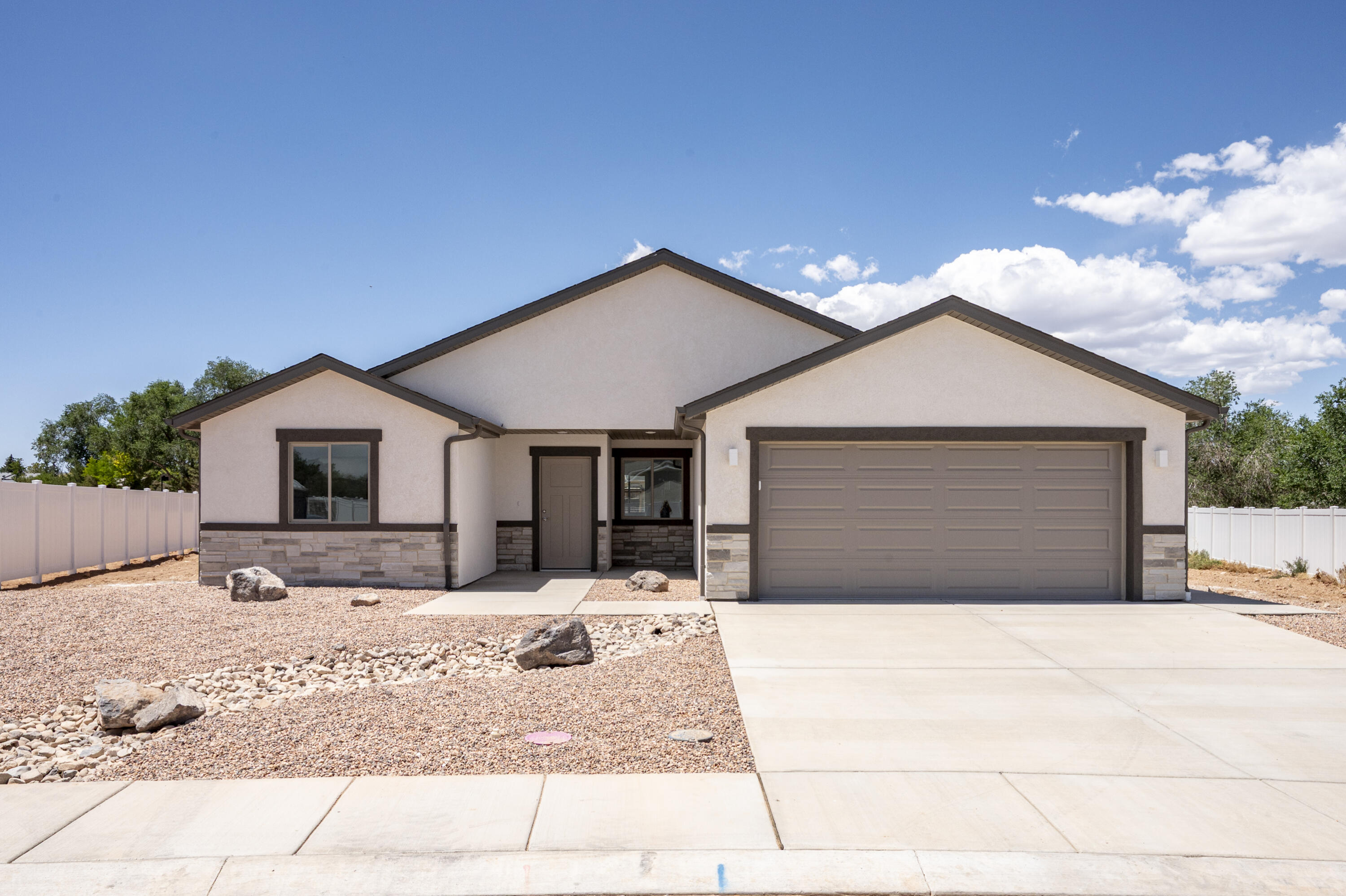 3887 North Hawks Landing Loop Cedar City, UT 84721 - Photo 2 of 46 3887 N Hawk Landing-10
