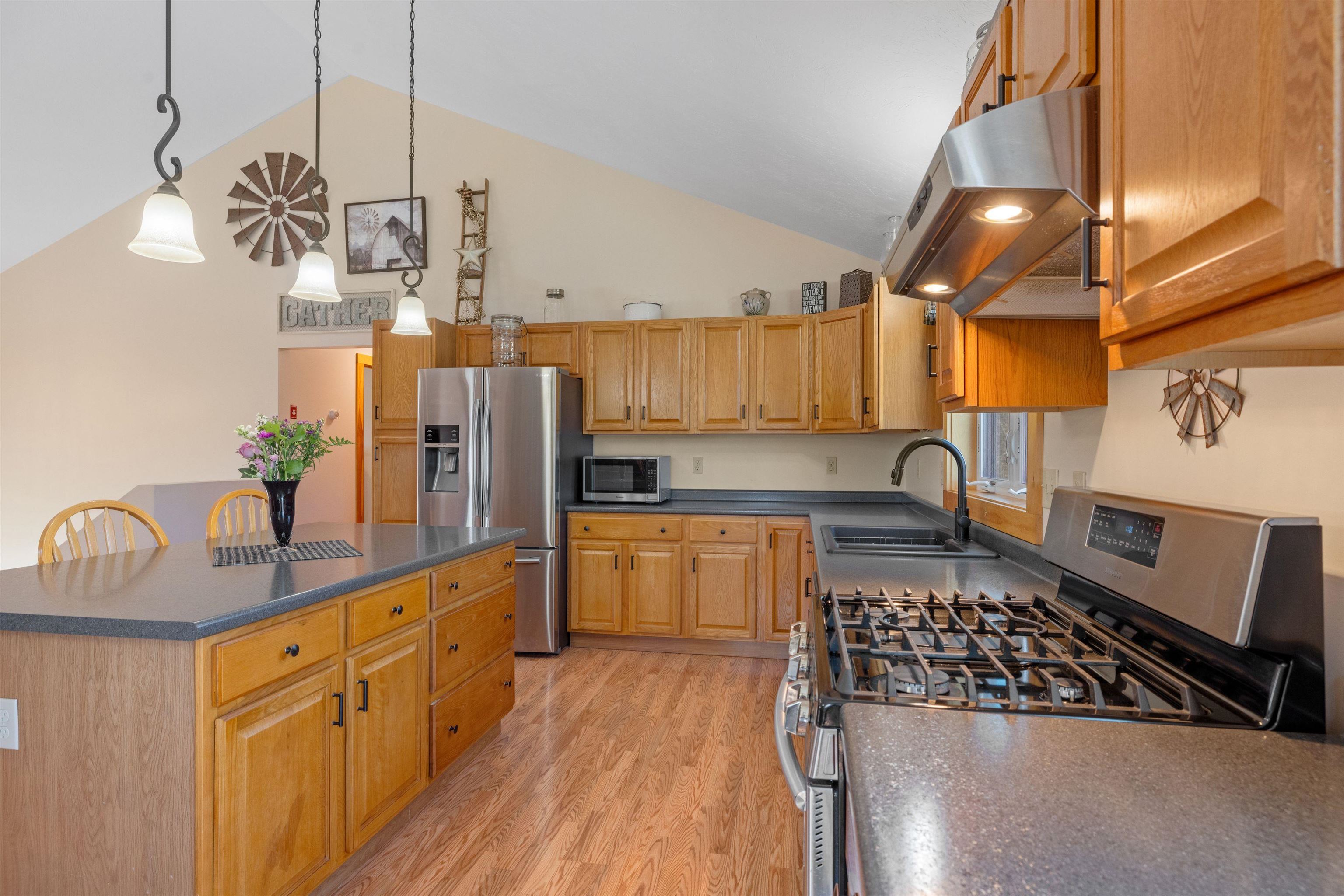 826 South Barnstead Road Barnstead, NH 03225 - Photo 6 of 47
