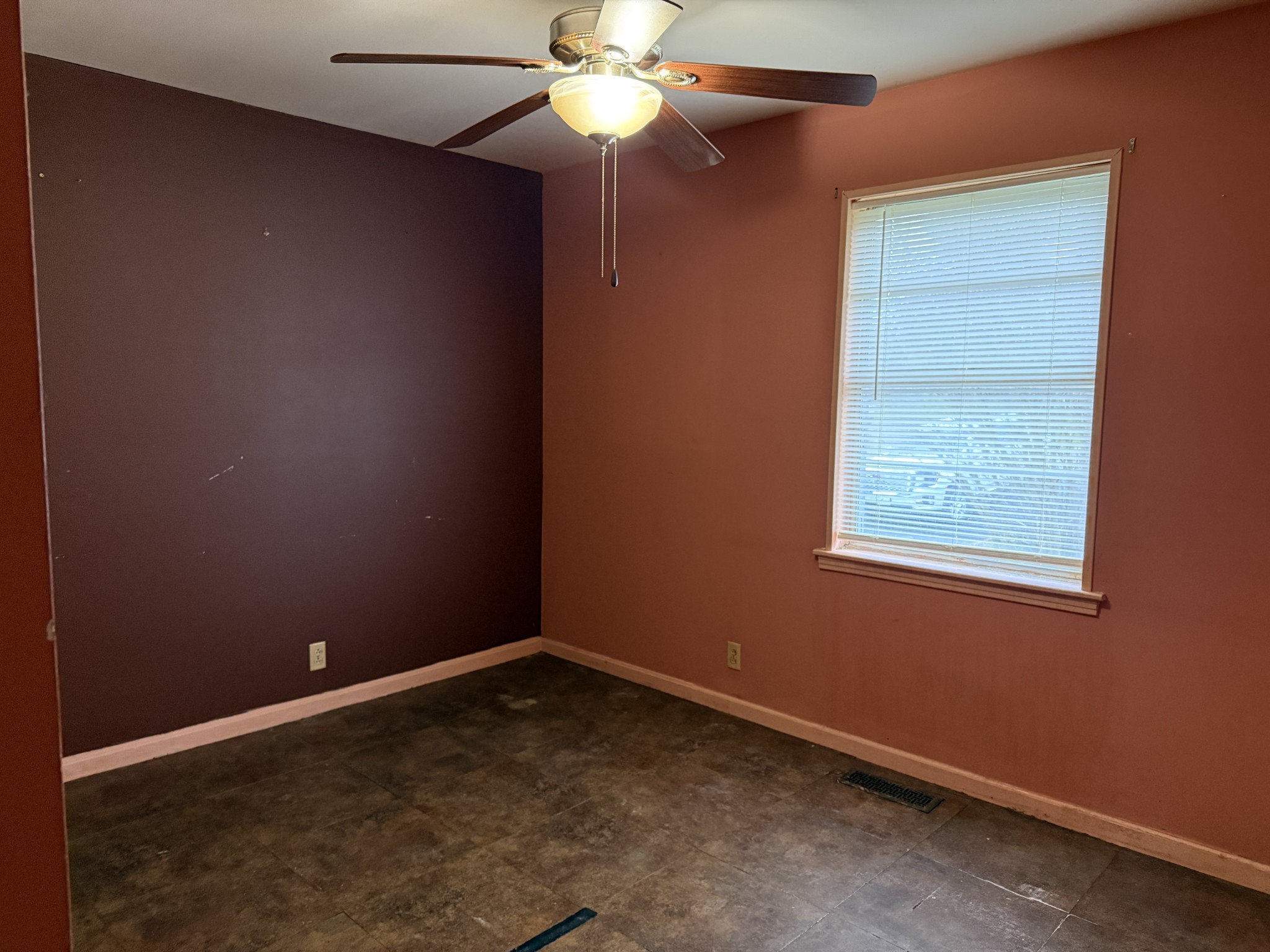 114 Edgefield Circle Dickson, TN 37055 - Photo 10 of 19 Bedroom #2