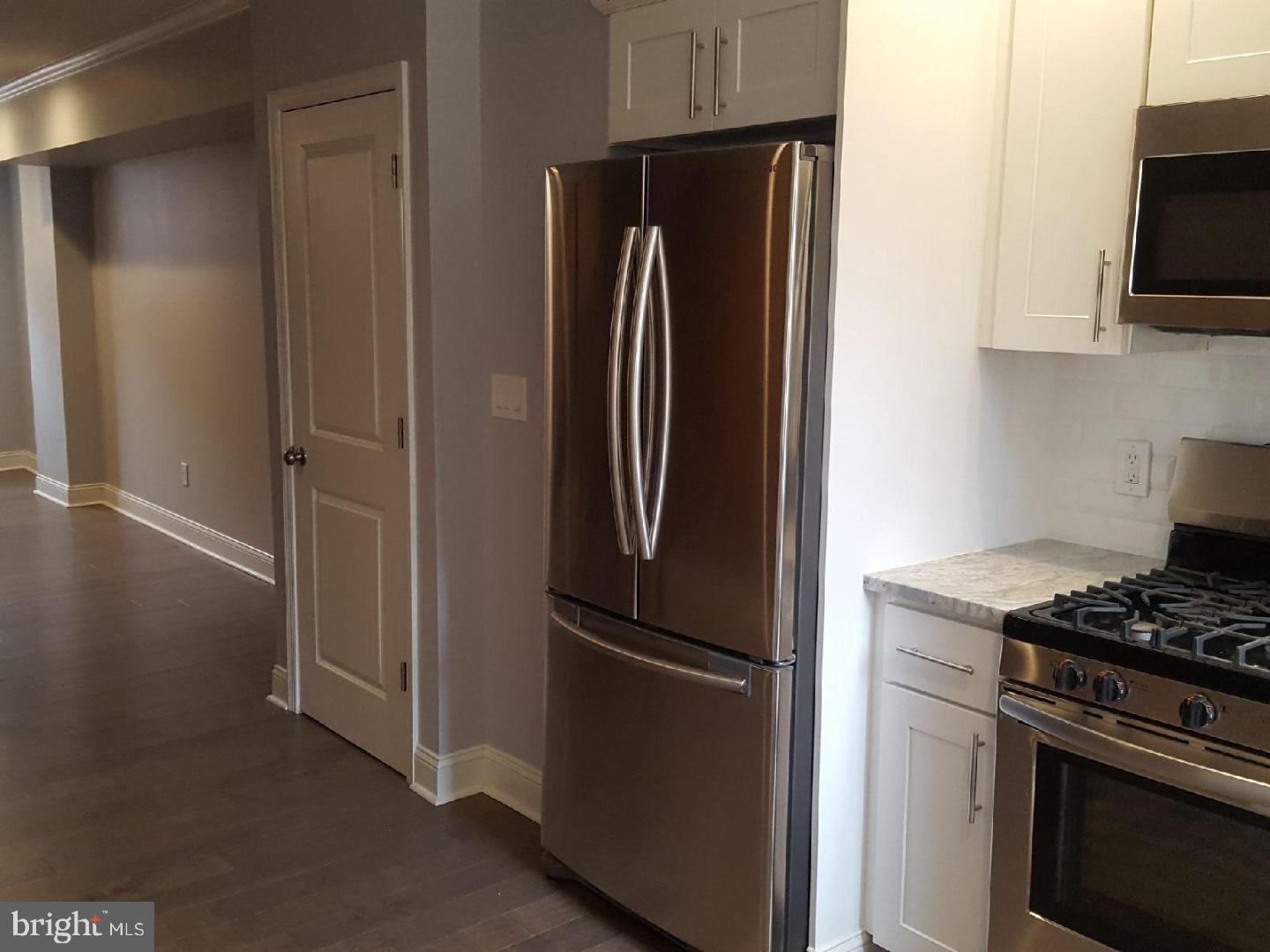 2531 Collins Street Philadelphia, PA 19125 - Photo 15 of 25 Dining Room