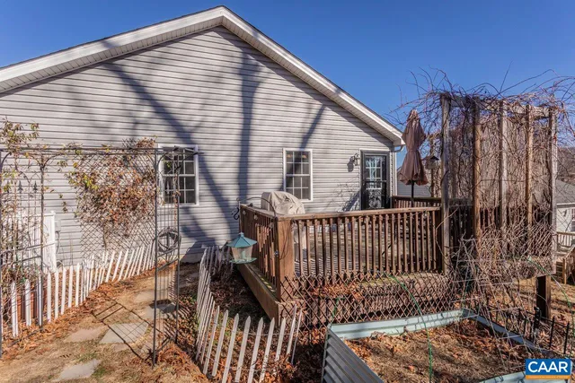 $305,000 | 445 Kirby Avenue, Waynesboro, VA 22980