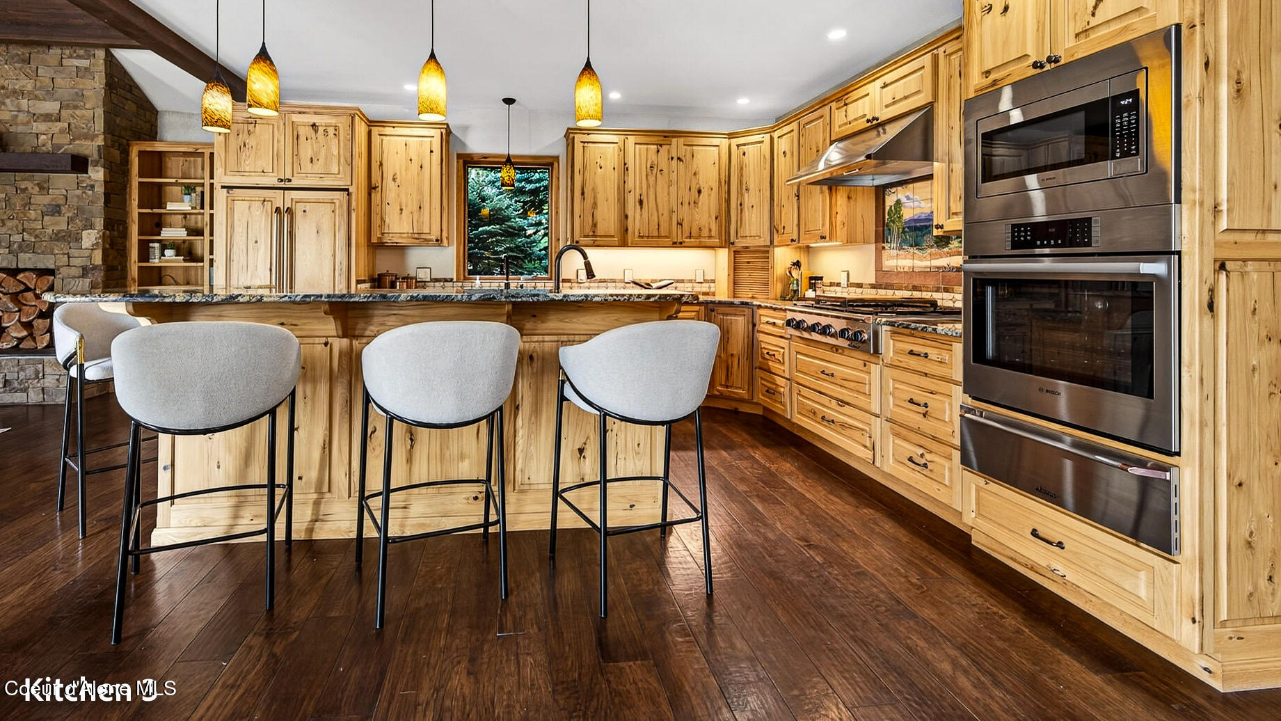 956 Carr Creek Road Sandpoint, ID 83864 - Photo 10 of 30 9 Kitchen 3