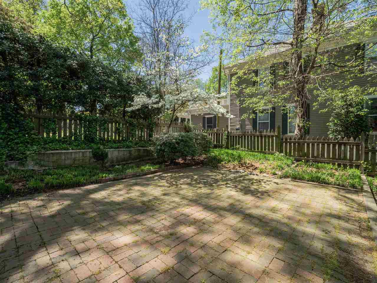 225 Linden Avenue Raleigh, NC 27601 - Photo 23 of 24 patio