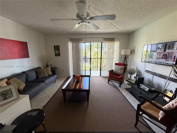 $2,550 | 8415 Southwest 107th Avenue, Unit 369W, Miami, FL 33173