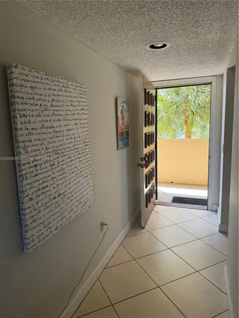 $2,550 | 8415 Southwest 107th Avenue, Unit 369W, Miami, FL 33173