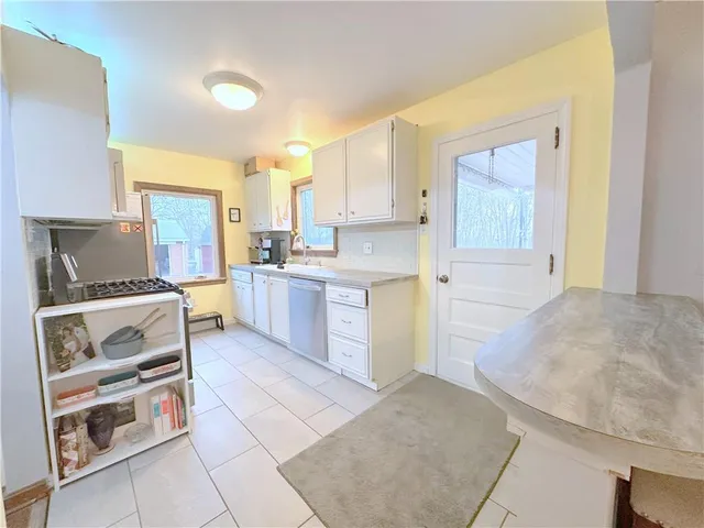 $444,800 | 3933 Hardt Drive, Gibsonia, PA 15044