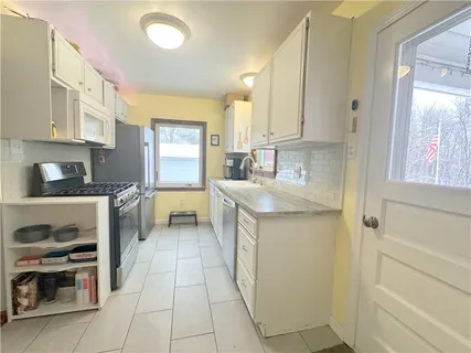 $444,800 | 3933 Hardt Drive, Gibsonia, PA 15044