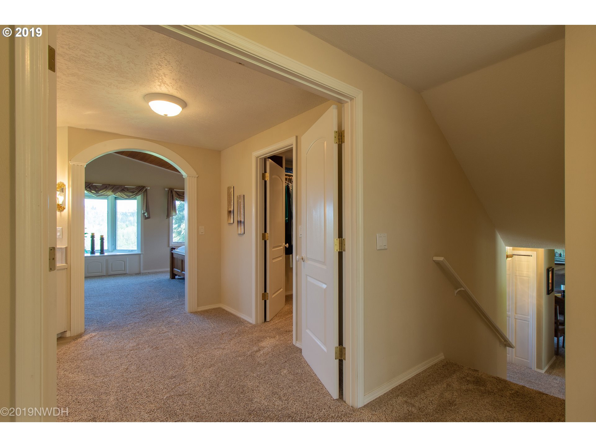 26614 Crow Road Eugene, OR 97402 - Photo 16 of 32 Gallery Image 16