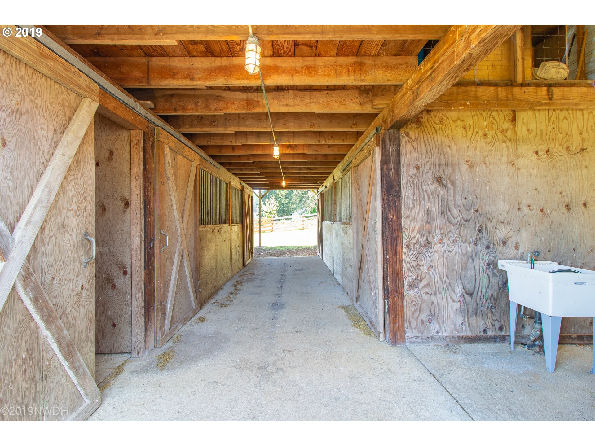 26614 Crow Road Eugene, OR 97402 - Photo 28 of 32 Gallery Image 28