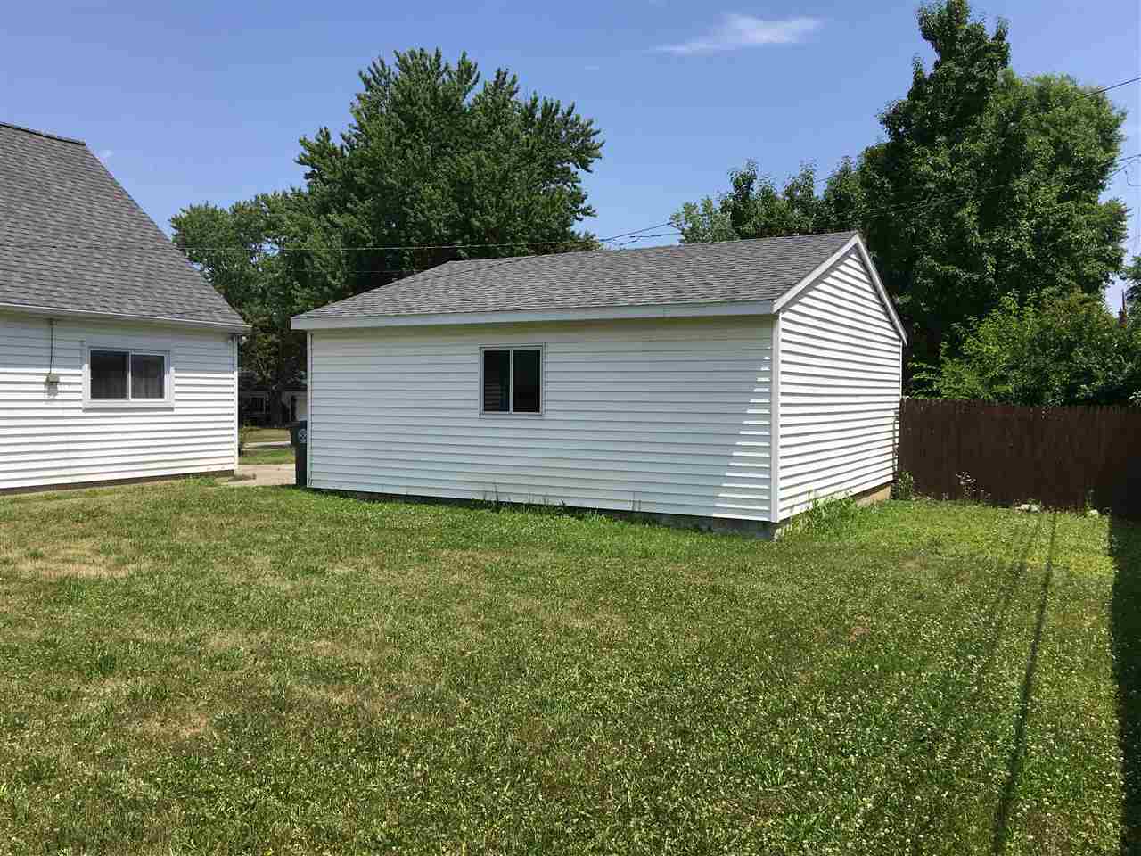 1909 Maplewood Road Fort Wayne, IN 46819 - Photo 14 of 28