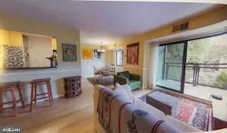 $2,200 | 7611 Maple Avenue, Unit 204, Takoma Park, MD 20912