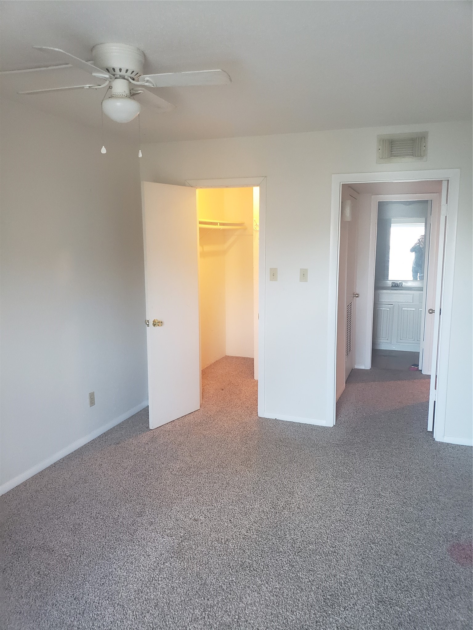 16120 Stuebner Airline Road, Unit 603 Spring, TX 77379 - Photo 9 of 19 a view of empty room with ceiling fan