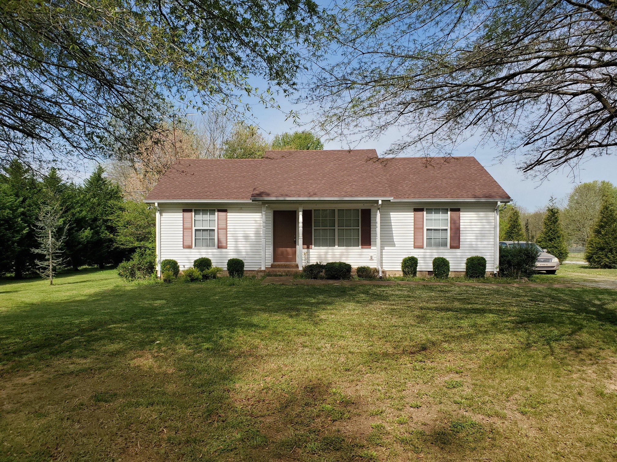 151 Smith Road Portland, TN 37148 - Photo 4 of 5 a front view of a house with a yard