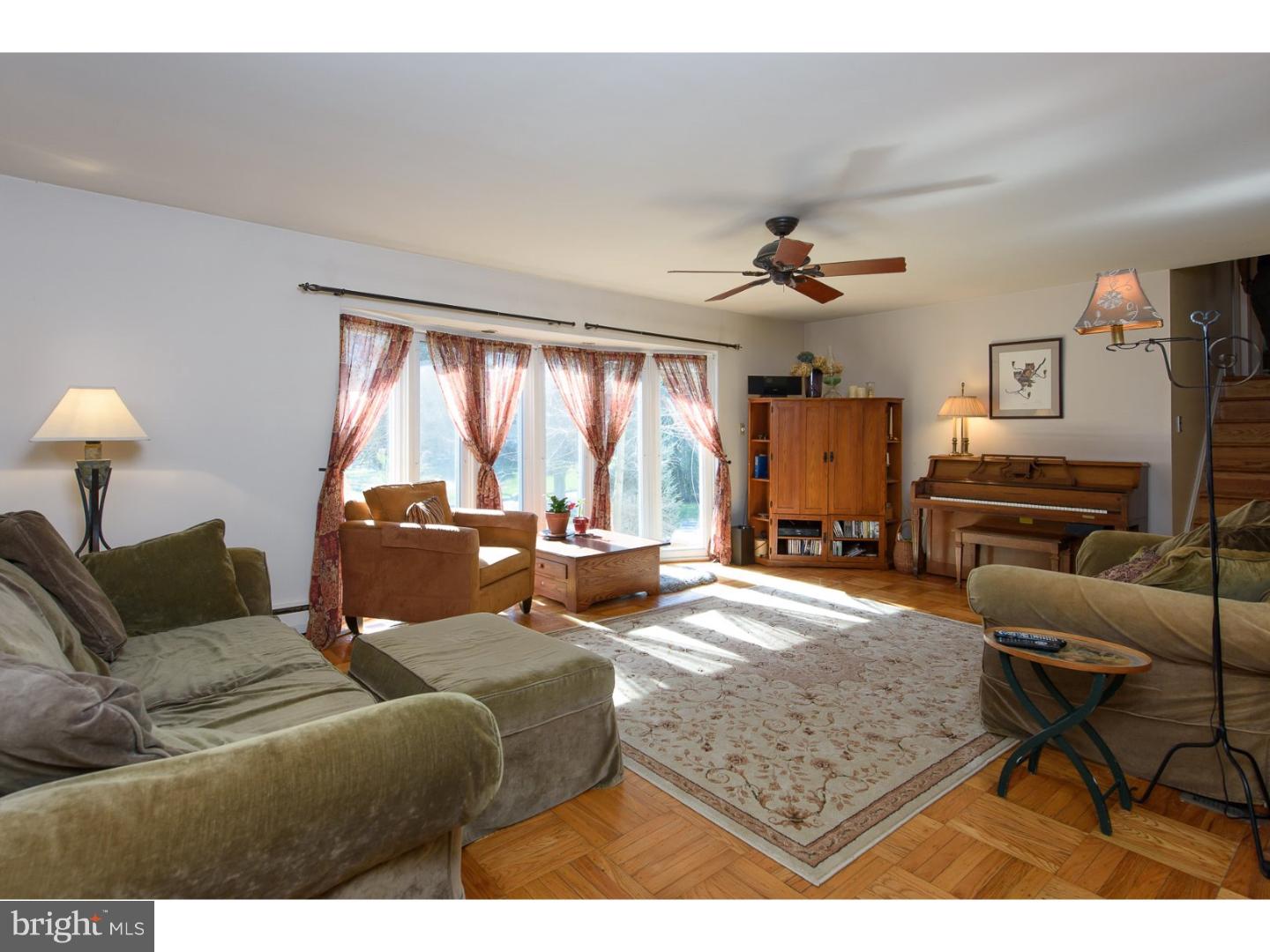 193 Mansion Road Newtown Square, PA 19073 - Photo 4 of 25
