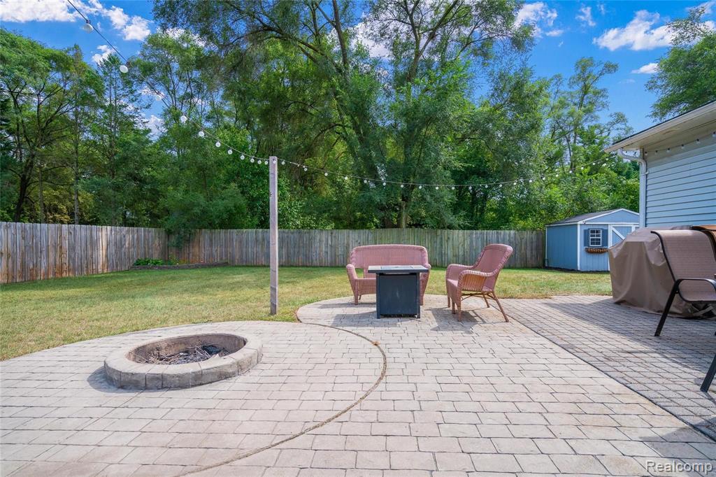 1450 Morley Avenue Rochester Hills, MI 48307 - Photo 4 of 30
