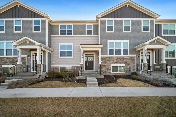 $371,000 | 1004 Atterberg Road, South Elgin, IL 60177