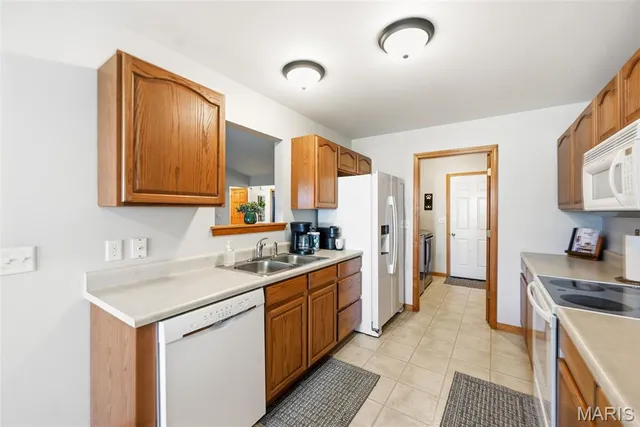 $242,900 | 1029 Pin Oak Drive, Warrenton, MO 63383