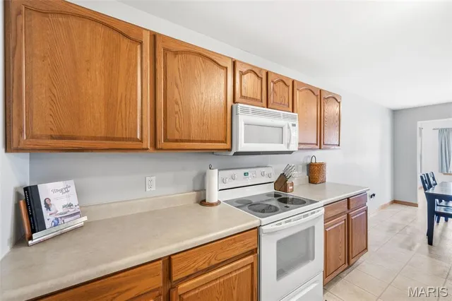 $242,900 | 1029 Pin Oak Drive, Warrenton, MO 63383