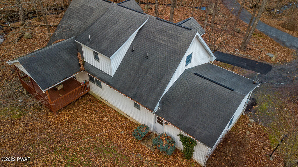 2126 Sparrow Road Bushkill, PA 18324 - Photo 3 of 55 aerial view