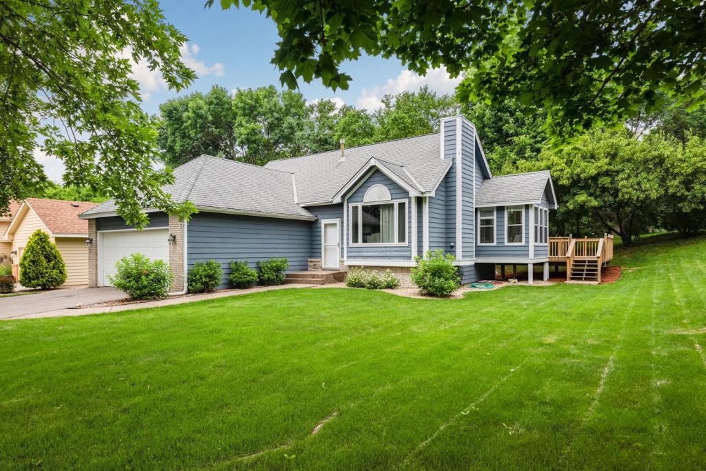 16700 Weston Bay Road Eden Prairie, MN 55347 - Photo 1 of 16