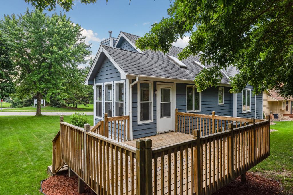 16700 Weston Bay Road Eden Prairie, MN 55347 - Photo 16 of 16