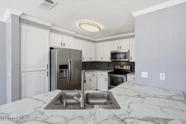 $250,000 | 676 Southern Oaks Drive, Florence, MS 39073