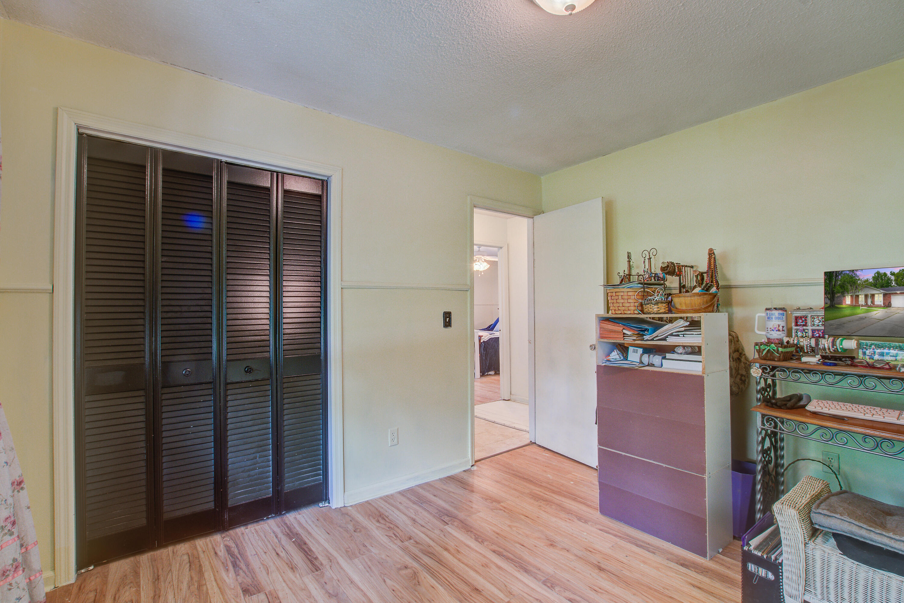 201 Judith Drive Summerville, SC 29485 - Photo 12 of 16 201 Judith spare room