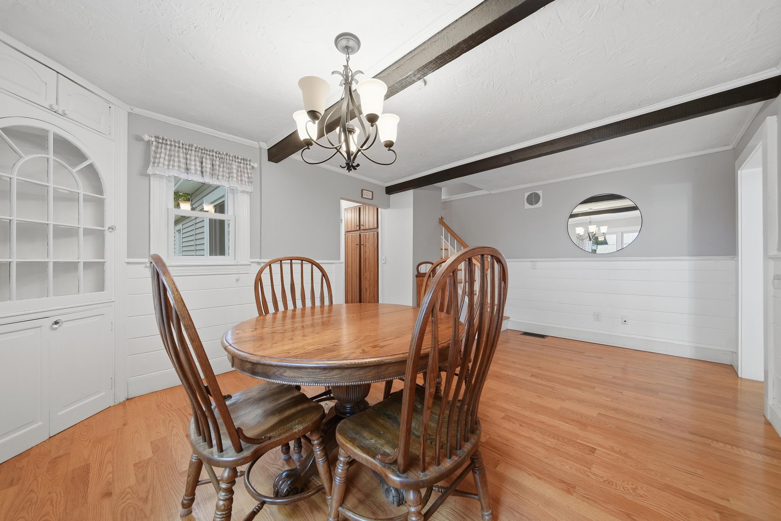 288 Island Pond Road Derry, NH 03038 - Photo 12 of 46